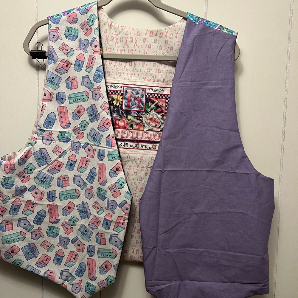 Colorful Reversible Sewing Pattern Vest large - Picture 4 of 4